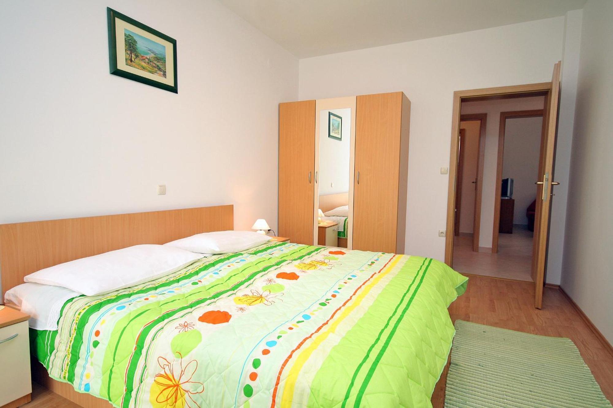 Apartments With A Parking Space Palit, Rab - 5028 Rom bilde